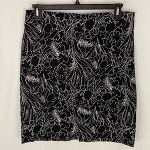 New York & Company Stretch Black and White Skirt Size 12